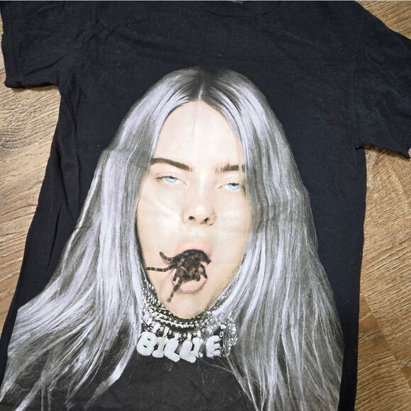 Billie Eilish Black Graphic Tee Shirt with Portrait Print - Picture 3 of 4